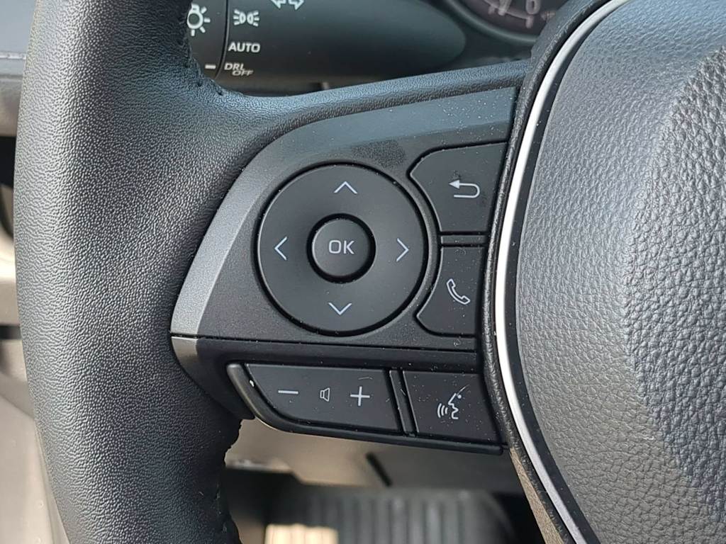 Thumbnail: 2023 Toyota RAV4 - 27