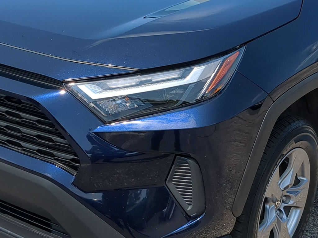 Thumbnail: 2025 Toyota RAV4 - 24