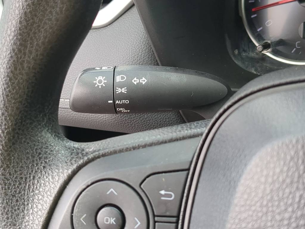 Thumbnail: 2022 Toyota RAV4 - 31