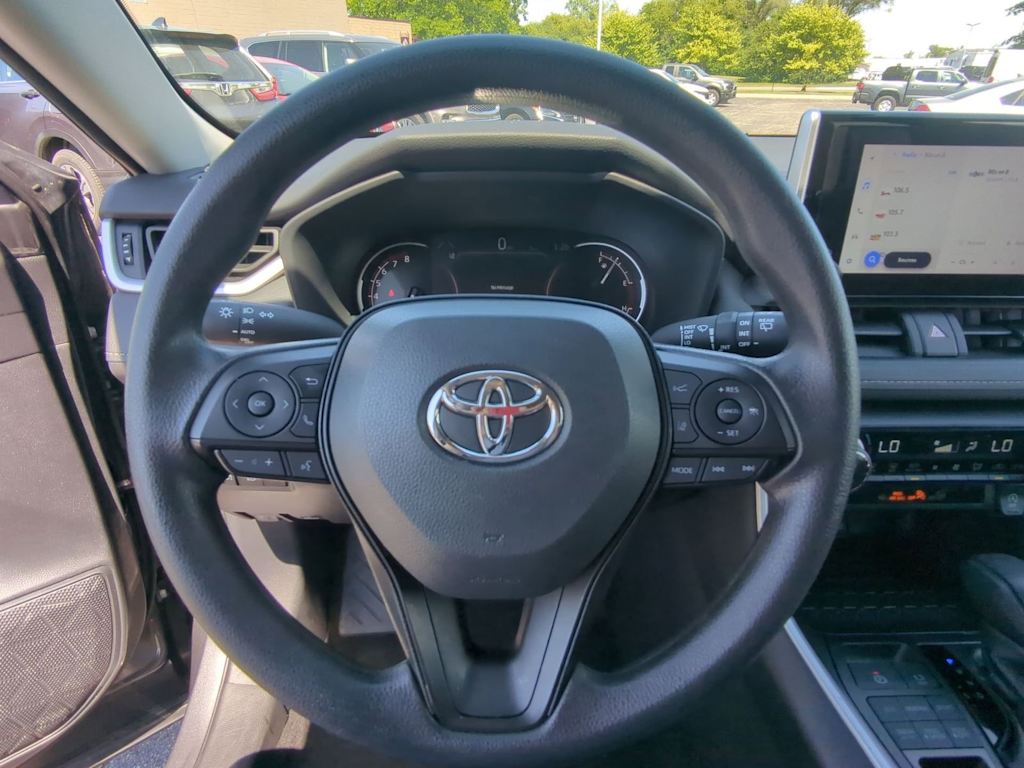 Thumbnail: 2025 Toyota RAV4 - 13