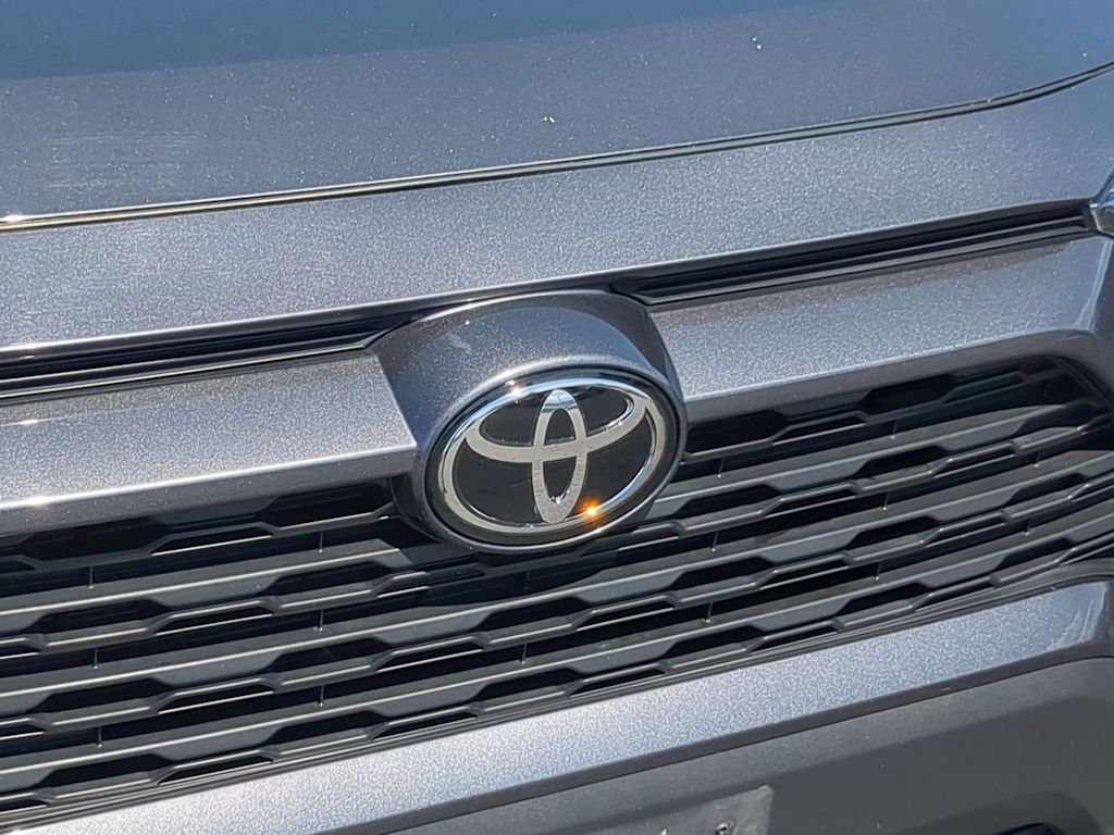 Thumbnail: 2025 Toyota RAV4 - 7