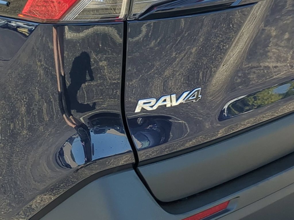 Thumbnail: 2025 Toyota RAV4 - 24
