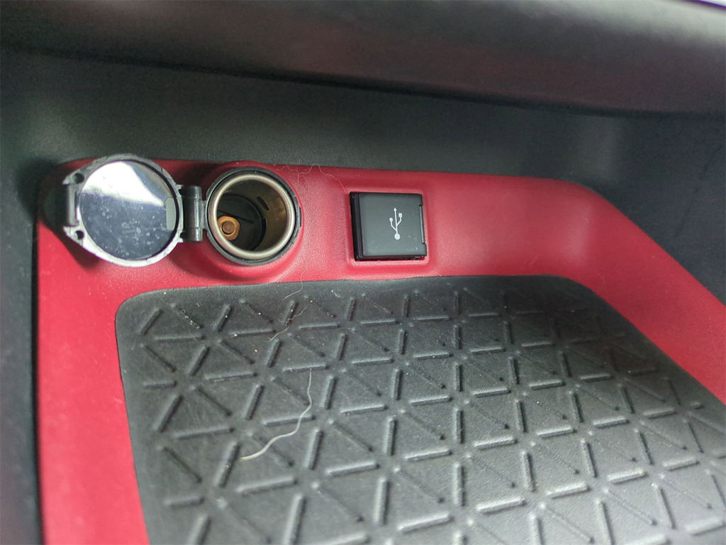 Thumbnail: 2022 Toyota RAV4 - 34