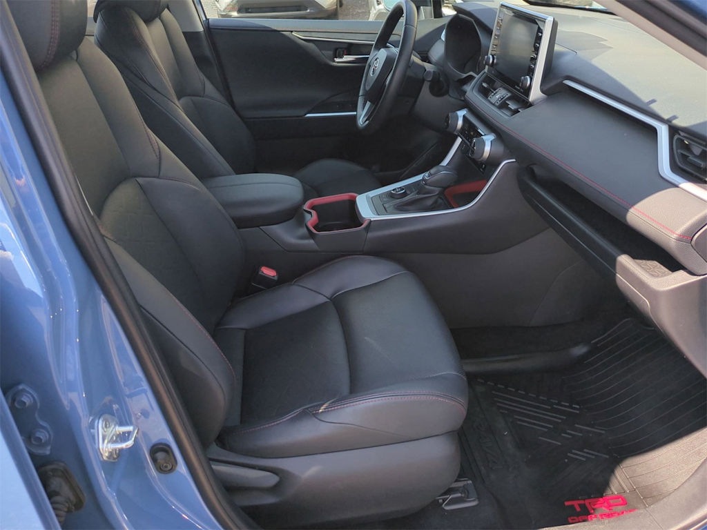 Thumbnail: 2022 Toyota RAV4 - 29