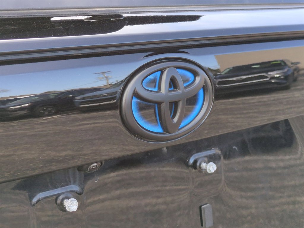 2024 Toyota RAV4 Woodland Edition 23