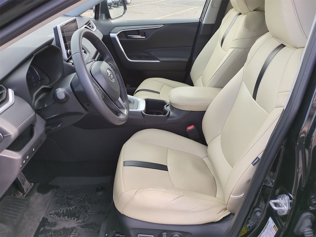 2024 Toyota RAV4 Woodland Edition 10