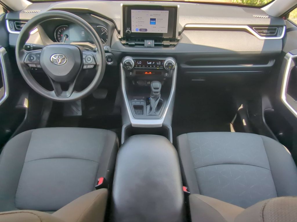 Thumbnail: 2025 Toyota RAV4 - 9
