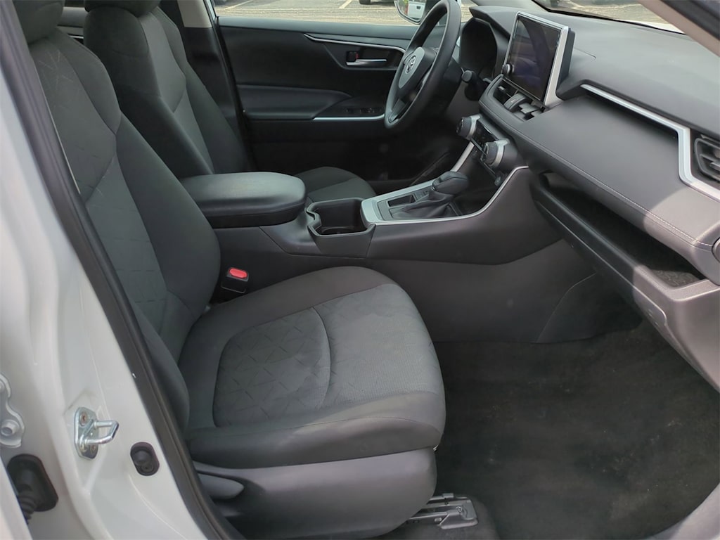 2023 Toyota RAV4 XLE 11