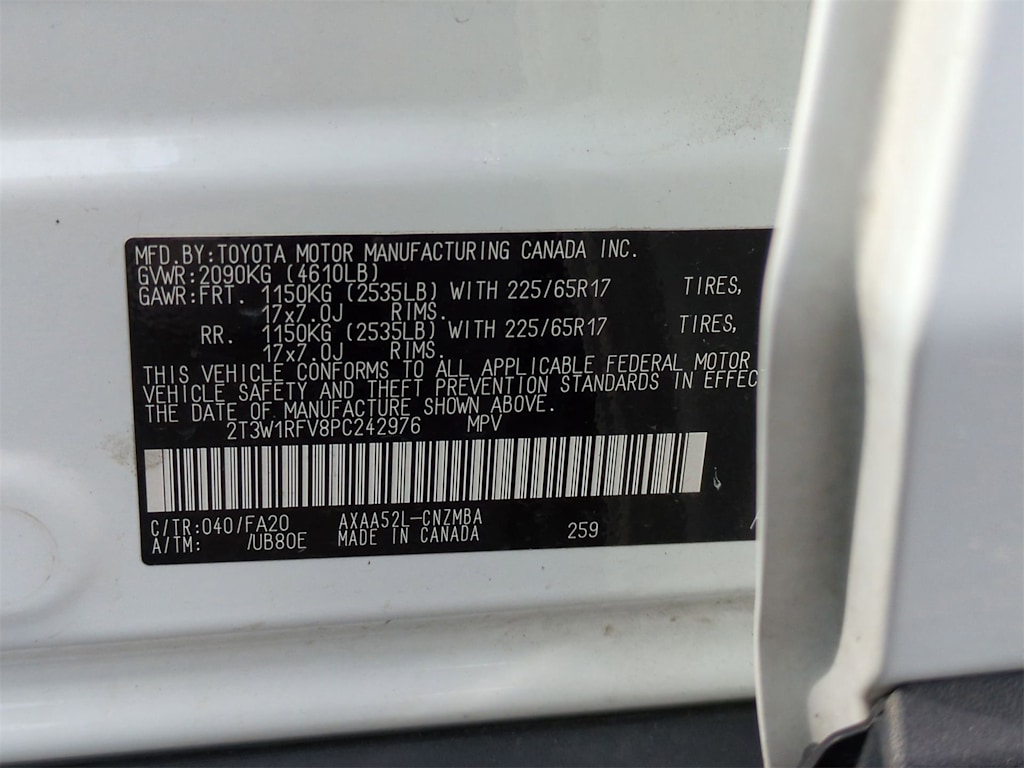 2023 Toyota RAV4 XLE 18