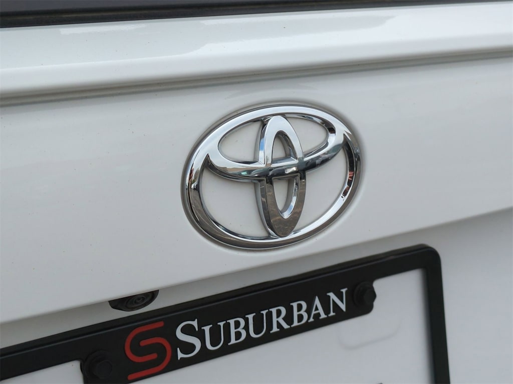 2023 Toyota RAV4 XLE 7