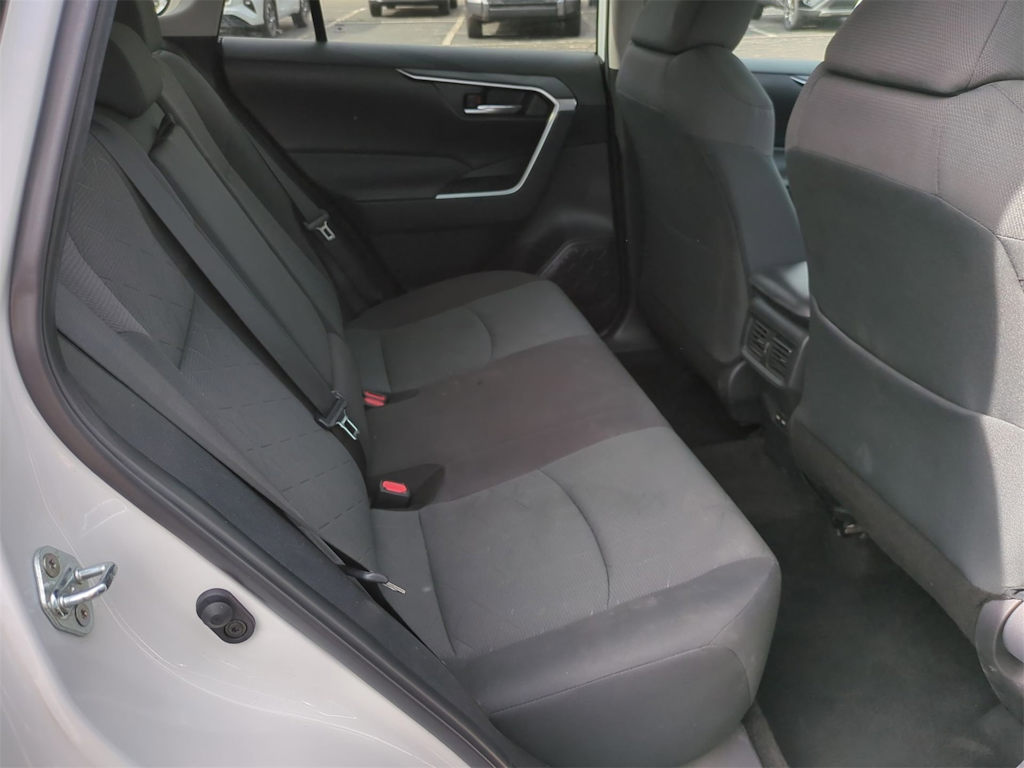 2023 Toyota RAV4 XLE 25