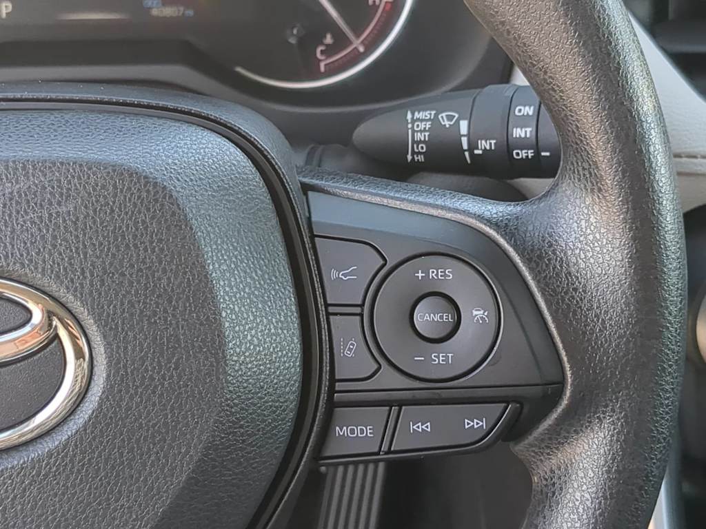 Thumbnail: 2025 Toyota RAV4 - 29