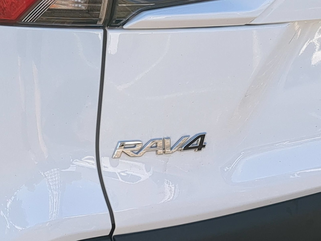 Thumbnail: 2025 Toyota RAV4 - 24