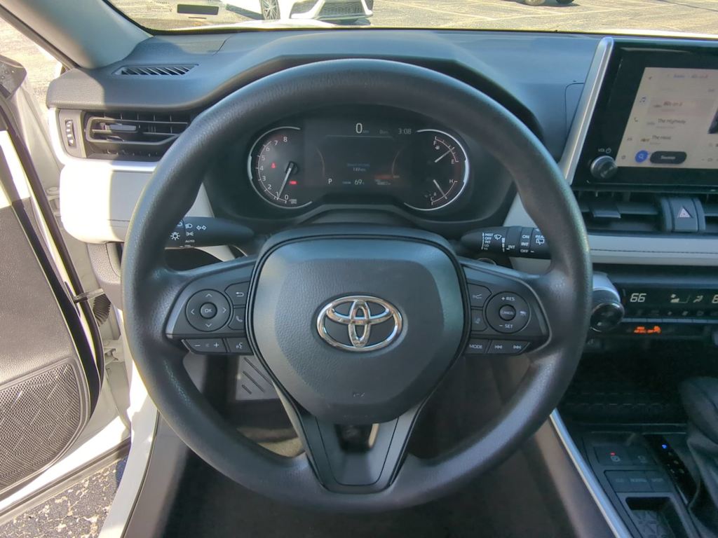 Thumbnail: 2025 Toyota RAV4 - 13