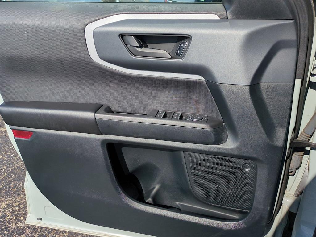 Thumbnail: 2021 Ford Bronco Sport - 34