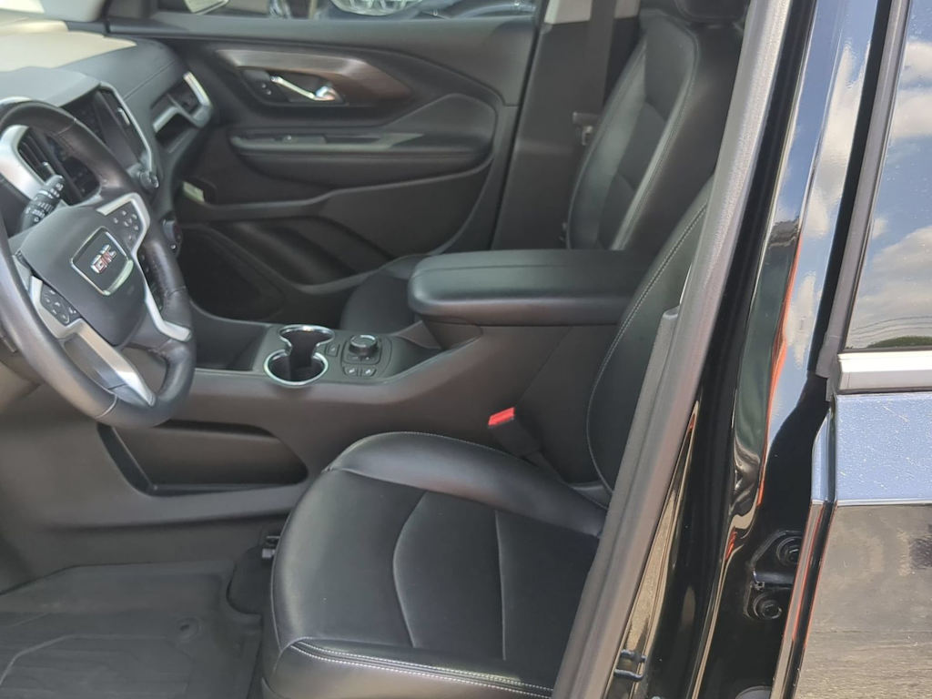 Thumbnail: 2022 GMC Terrain - 10