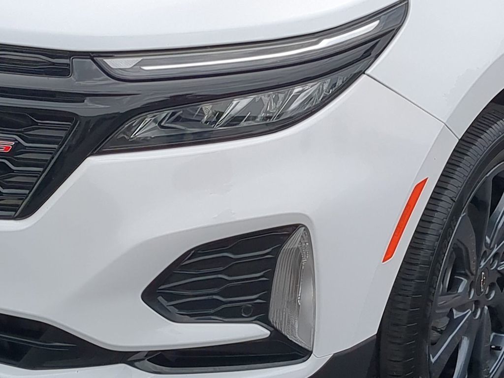 Thumbnail: 2024 Chevrolet Equinox - 24