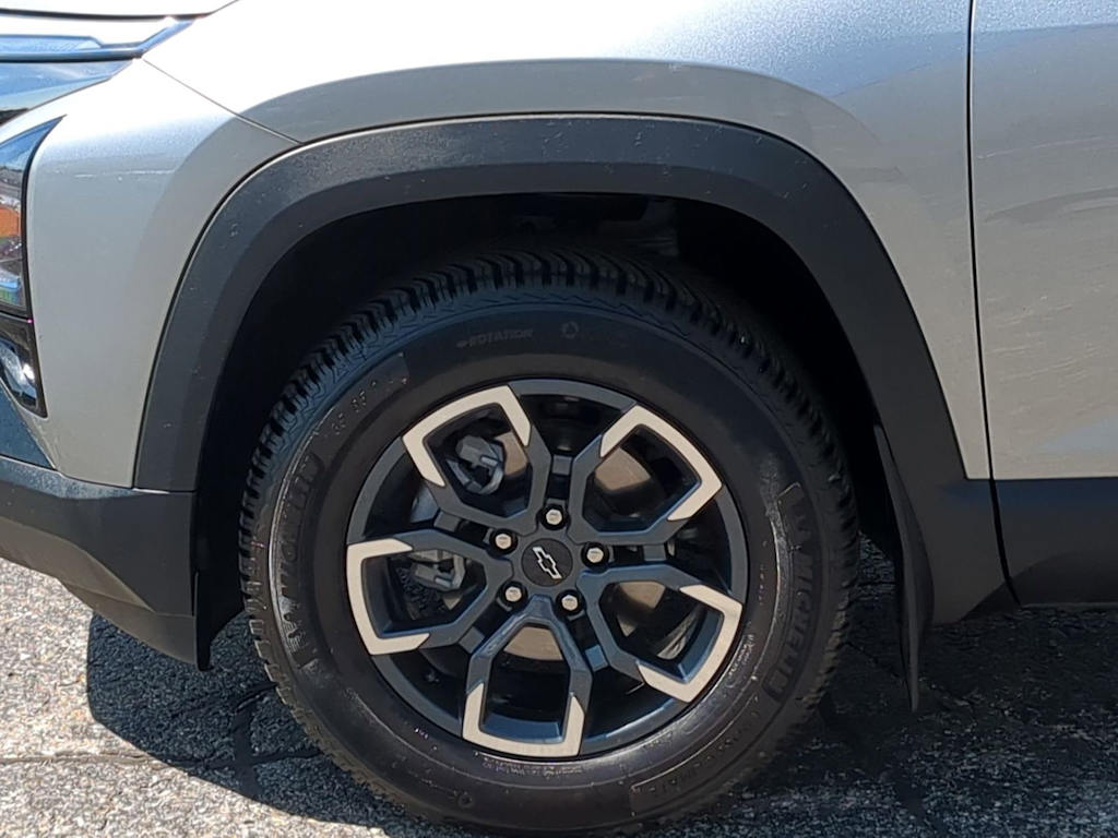 Thumbnail: 2026 Chevrolet Equinox - 8