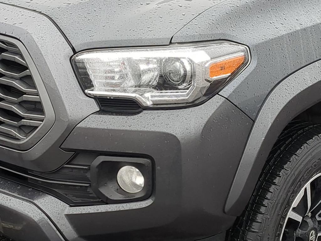 Thumbnail: 2023 Toyota Tacoma - 23
