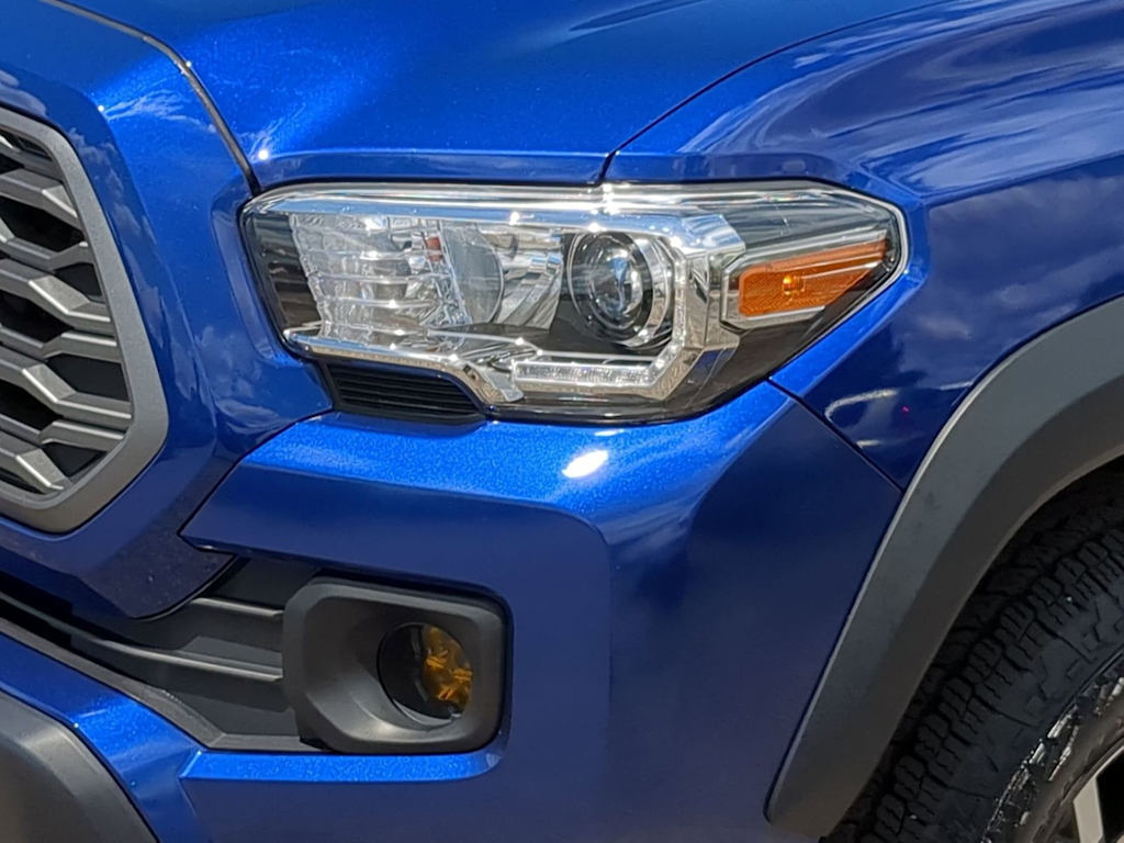 Thumbnail: 2023 Toyota Tacoma - 24