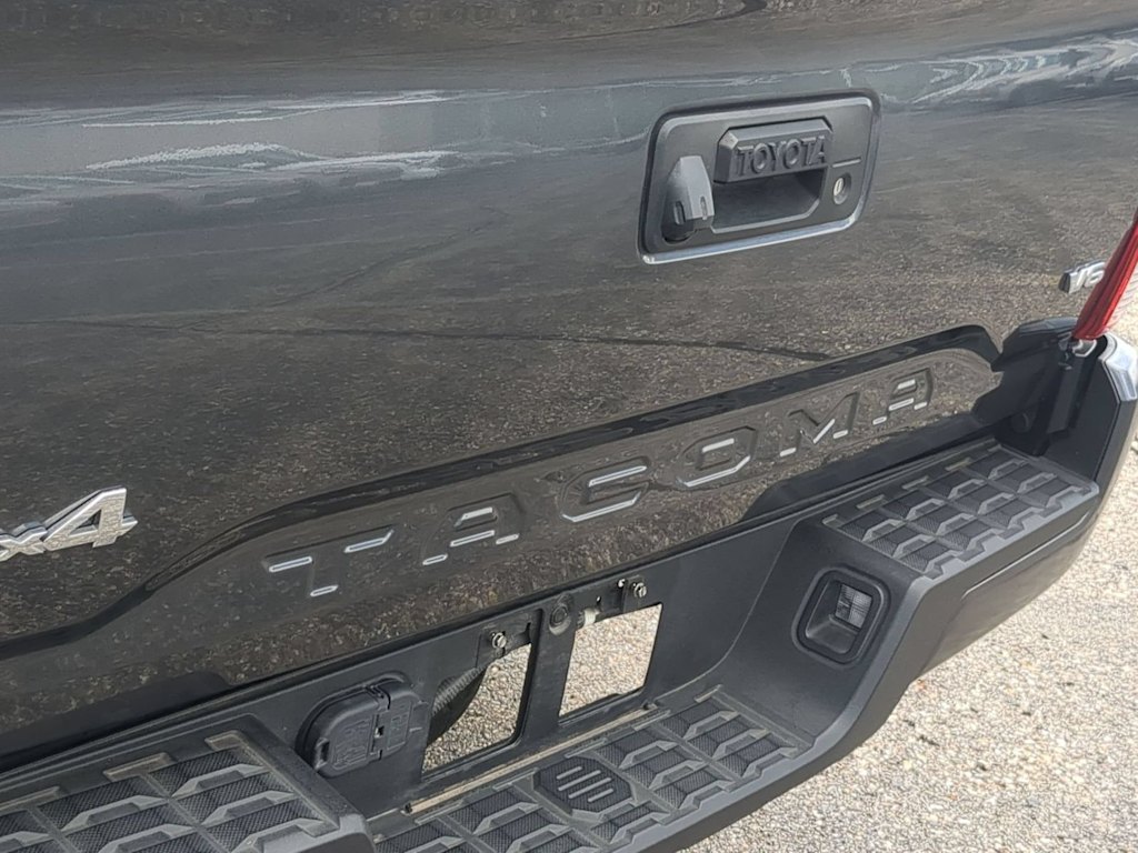 Thumbnail: 2023 Toyota Tacoma - 24