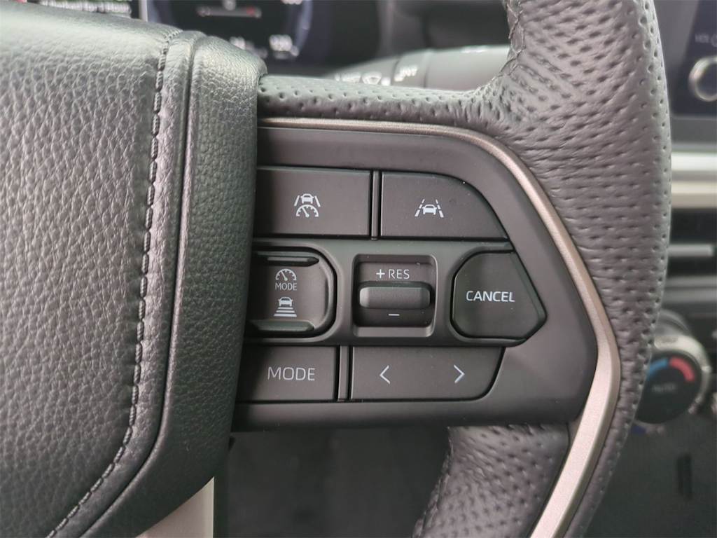 2025 Toyota Tacoma TRD Off-Road 26