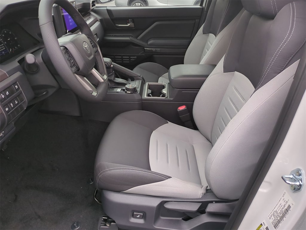 2025 Toyota Tacoma TRD Off-Road 9