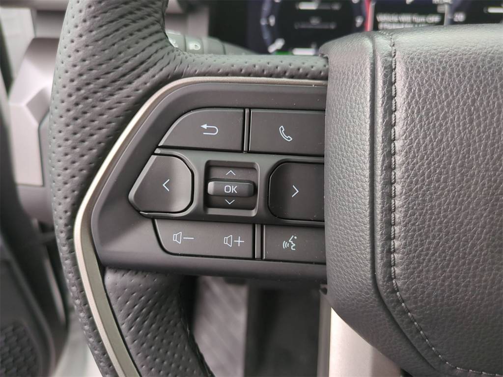 2025 Toyota Tacoma TRD Off-Road 25