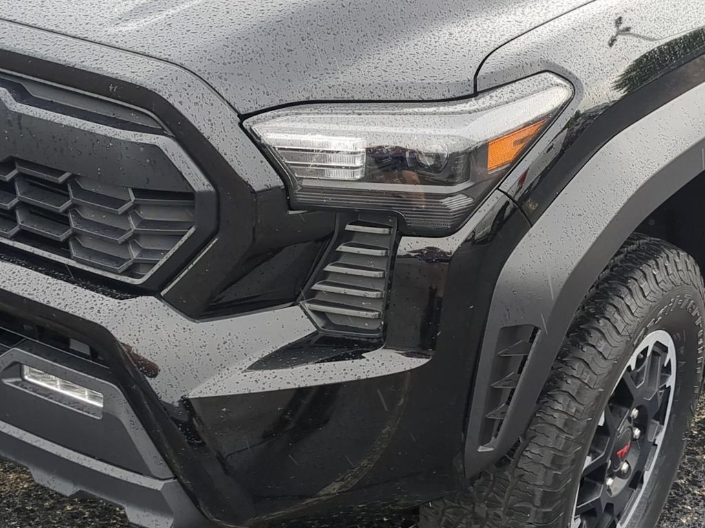 Thumbnail: 2024 Toyota Tacoma - 22
