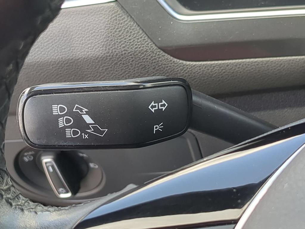 Thumbnail: 2019 Volkswagen Tiguan - 31