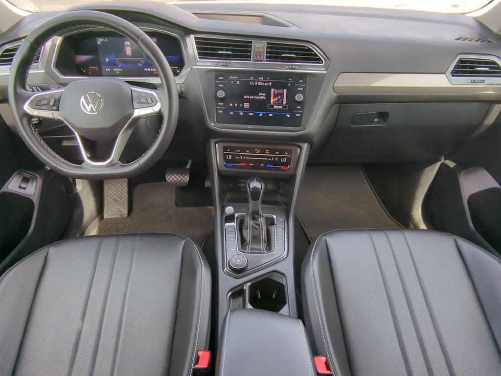 Thumbnail: 2022 Volkswagen Tiguan - 9