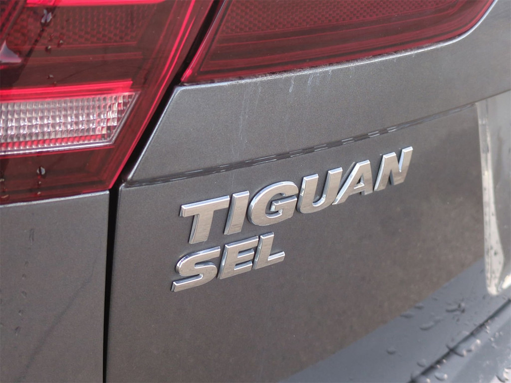 Thumbnail: 2020 Volkswagen Tiguan - 25