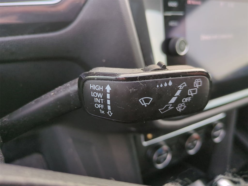 Thumbnail: 2020 Volkswagen Tiguan - 32