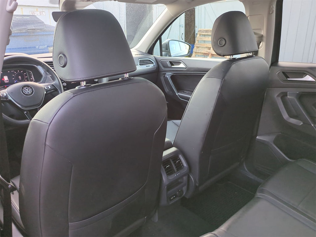 Thumbnail: 2020 Volkswagen Tiguan - 11