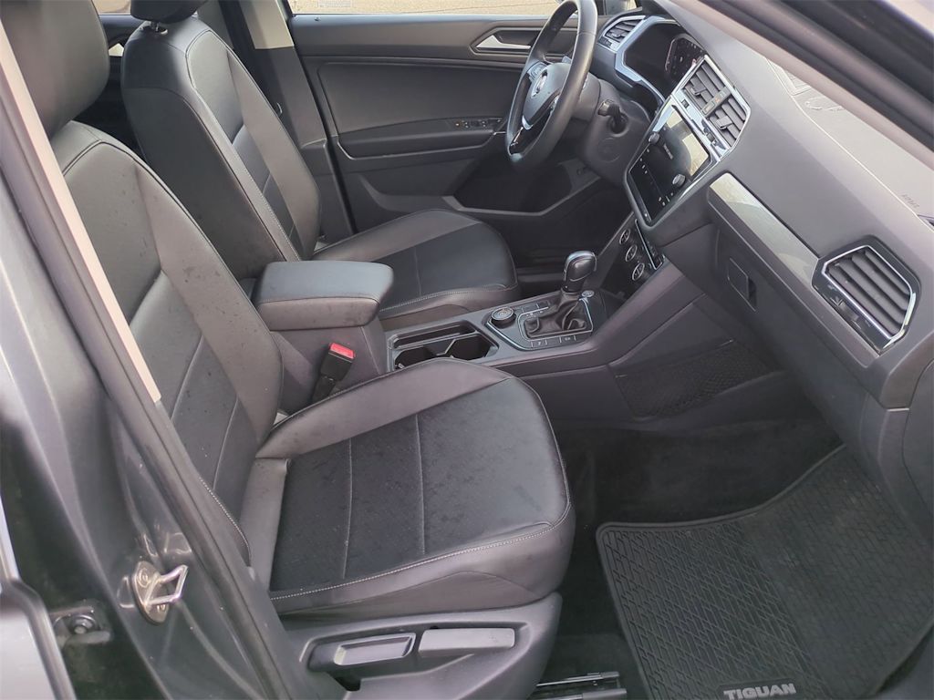 Thumbnail: 2020 Volkswagen Tiguan - 29