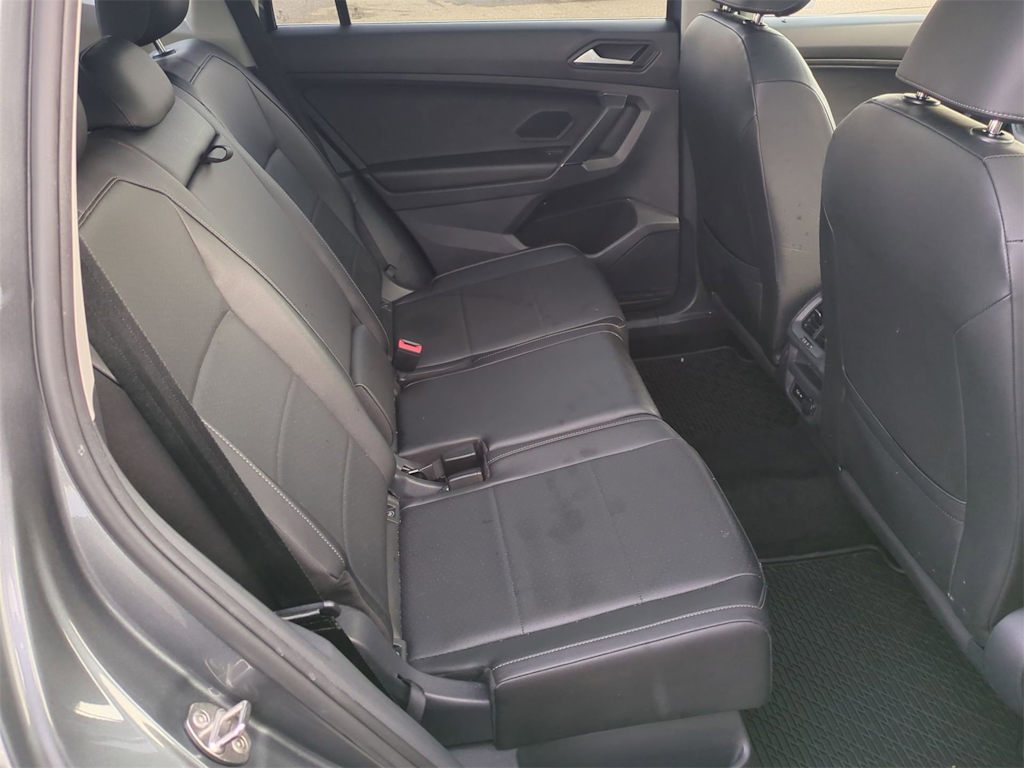 Thumbnail: 2020 Volkswagen Tiguan - 28