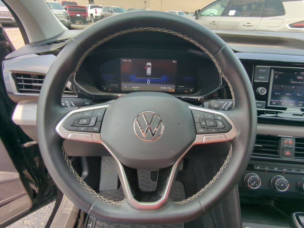 Thumbnail: 2022 Volkswagen Taos - 13