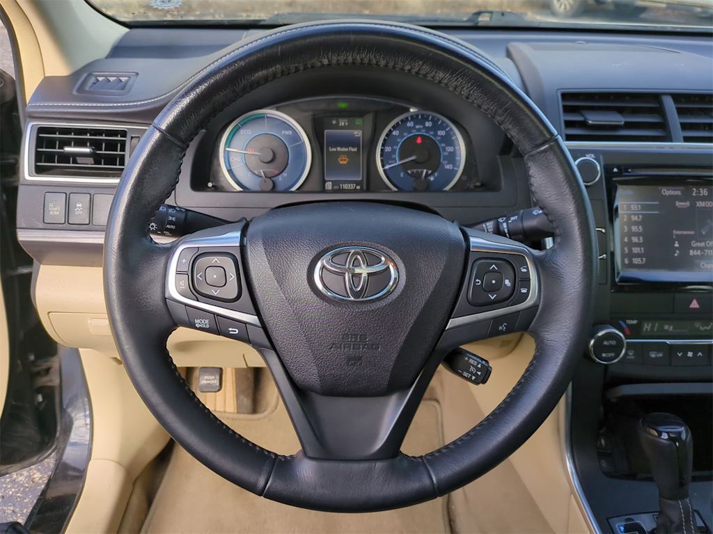 2015 Toyota Camry XLE 12