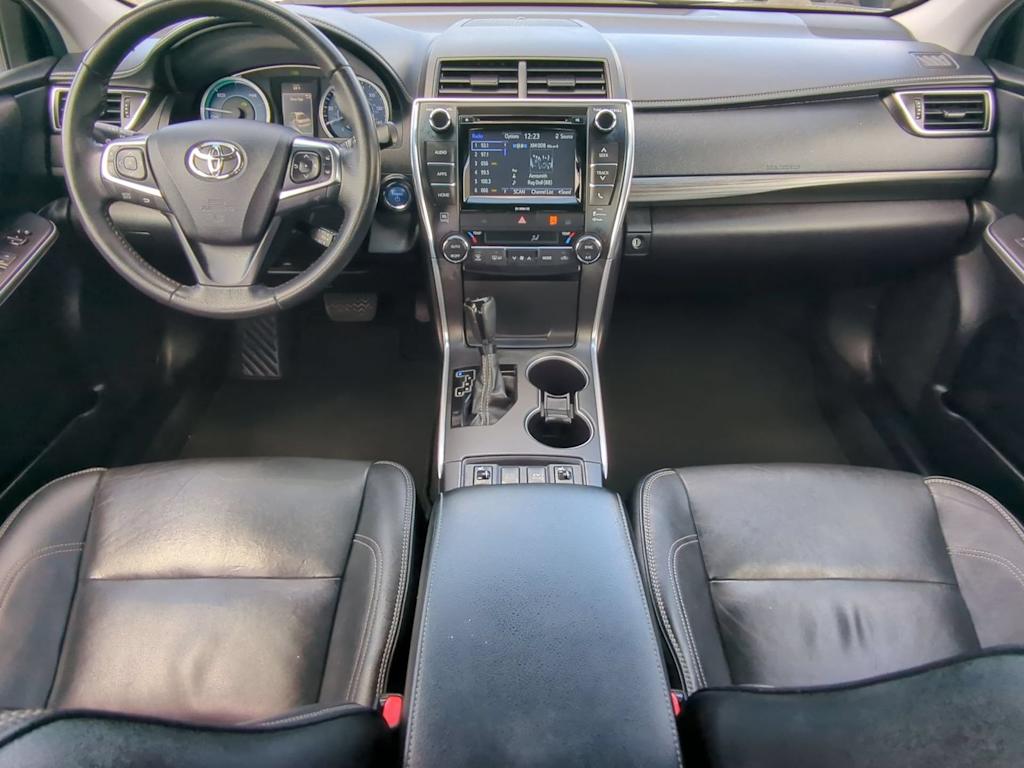 Thumbnail: 2017 Toyota Camry - 8