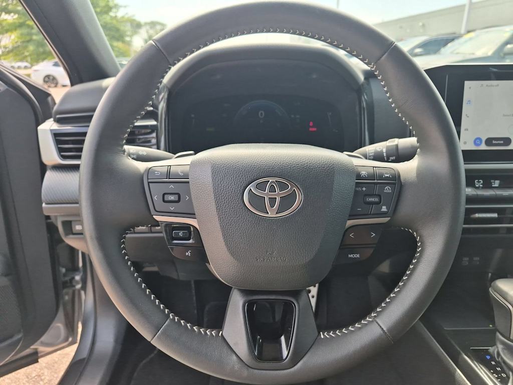 Thumbnail: 2025 Toyota Camry - 14