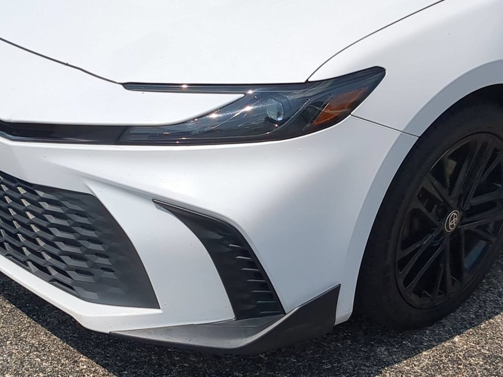 Thumbnail: 2025 Toyota Camry - 22
