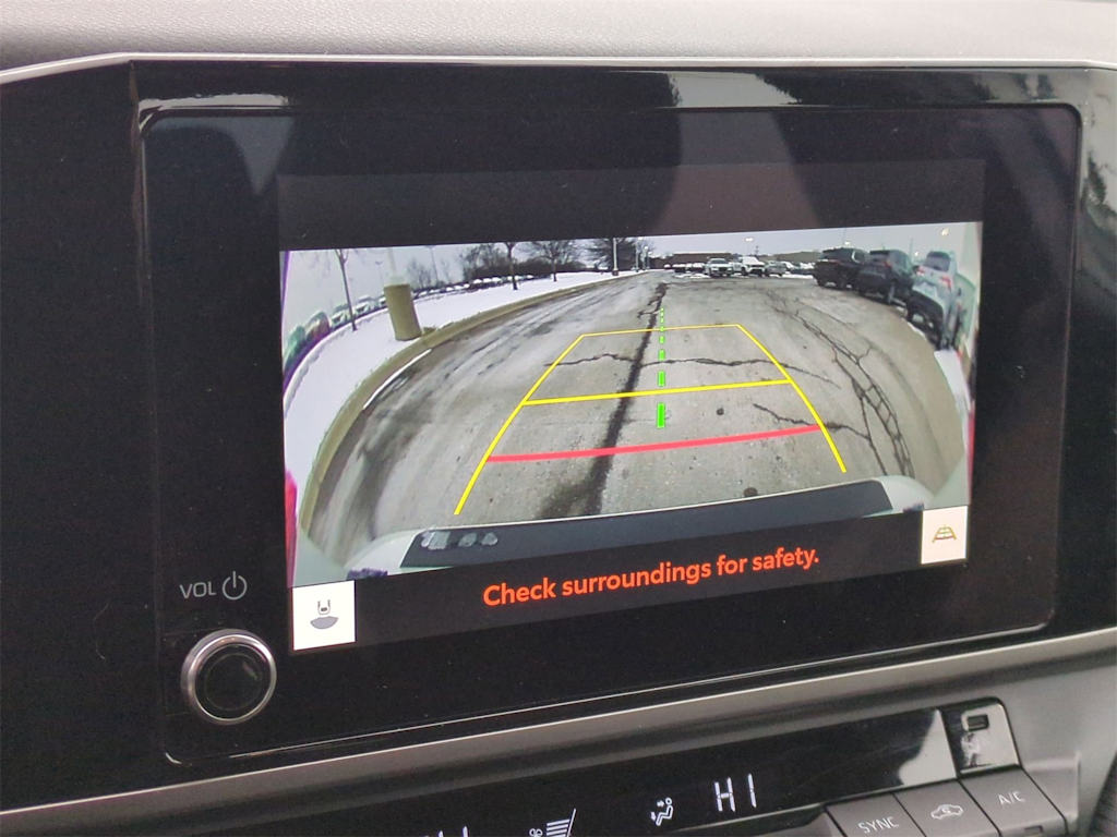 Thumbnail: 2025 Toyota Camry - 31