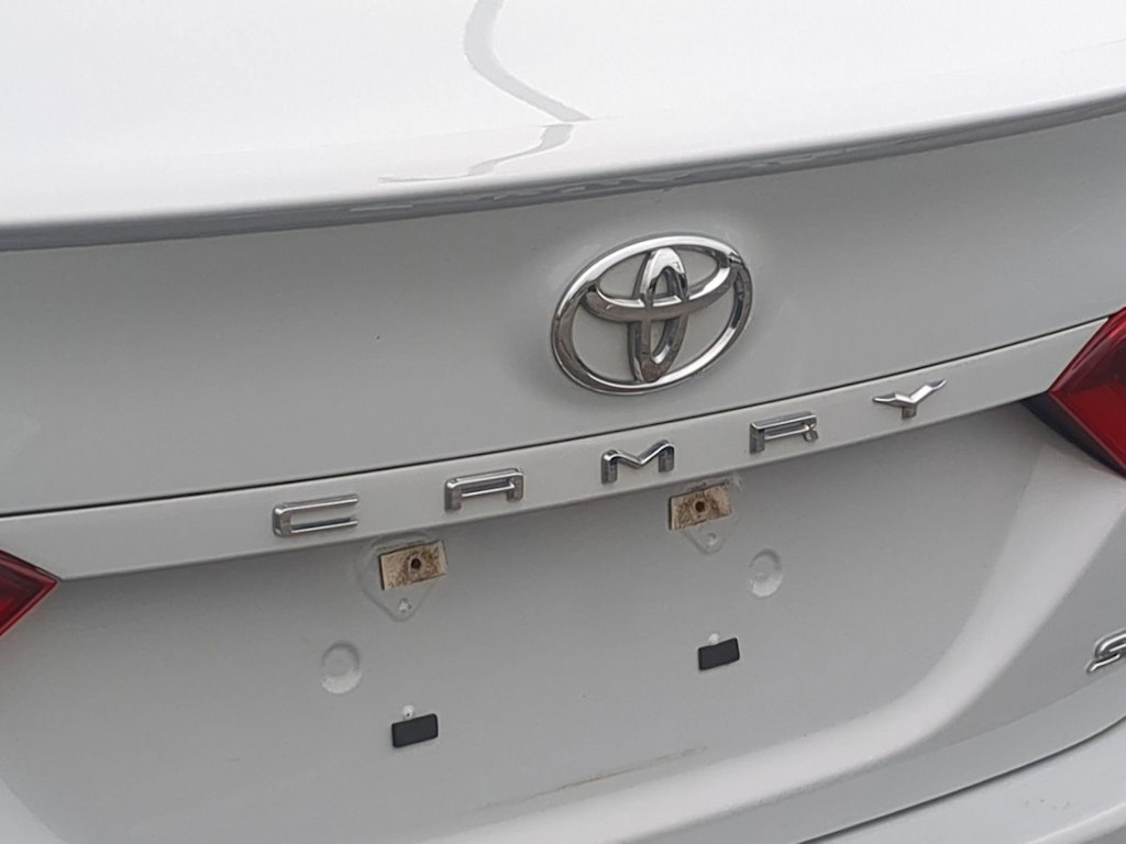 Thumbnail: 2022 Toyota Camry - 24