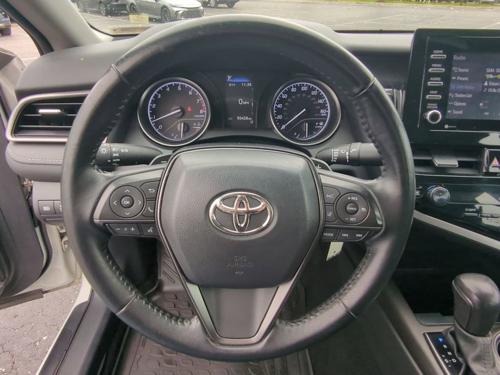 Thumbnail: 2022 Toyota Camry - 13