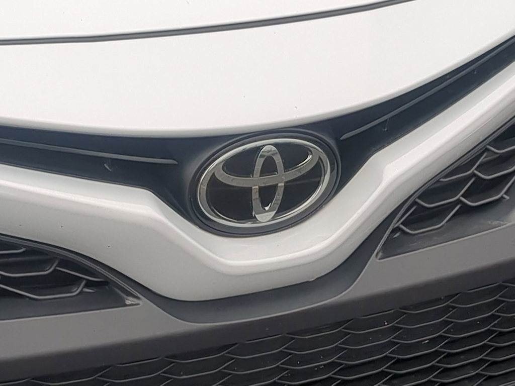 Thumbnail: 2022 Toyota Camry - 7