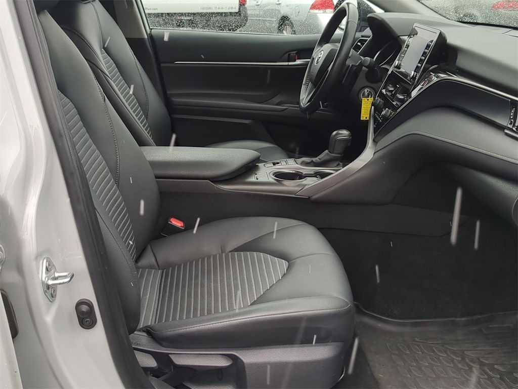 Thumbnail: 2024 Toyota Camry - 11