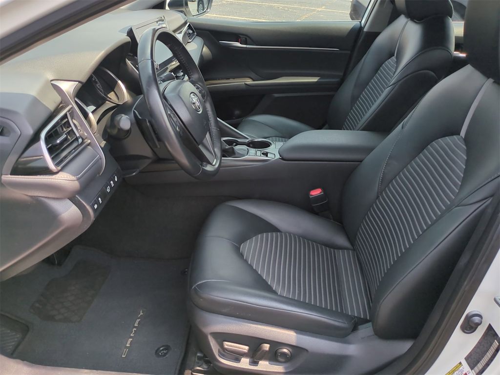 Thumbnail: 2024 Toyota Camry - 10