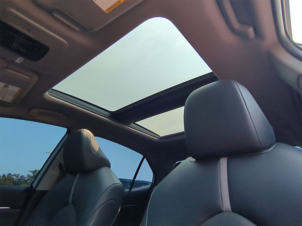 Thumbnail: 2024 Toyota Camry - 25