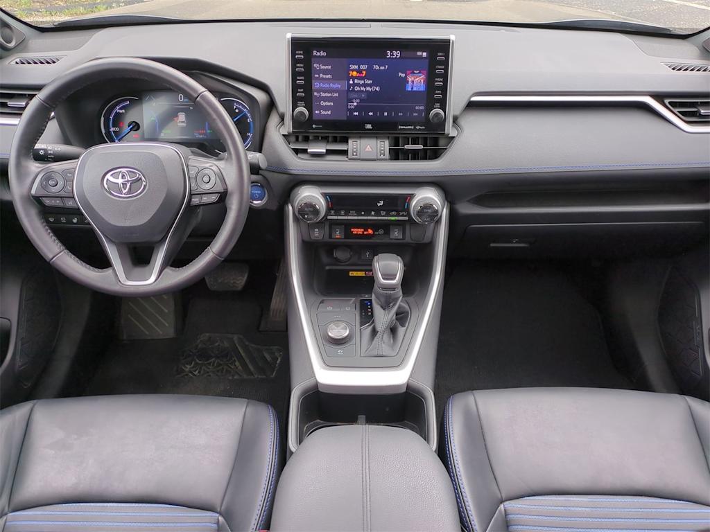 2022 Toyota RAV4 XSE 9