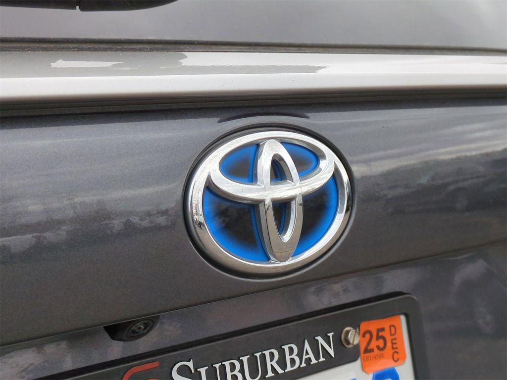 2022 Toyota RAV4 XSE 7